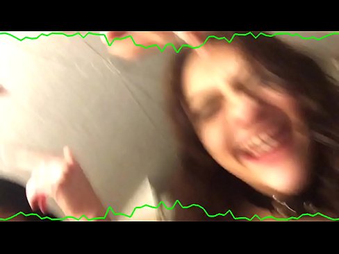 ❤️ Suruali mbili za kihemko za brunette mbili hukaa wanaharamu wa ajabu ❤ ❌️❤